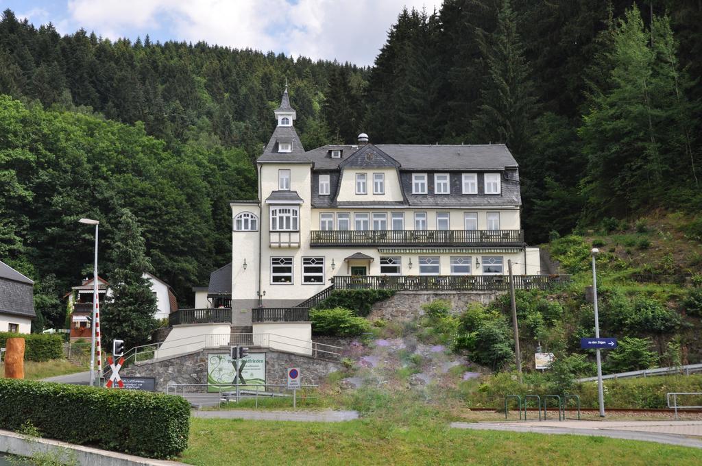 Flair-Hotel Waldfrieden Oberweißbach Eksteriør billede