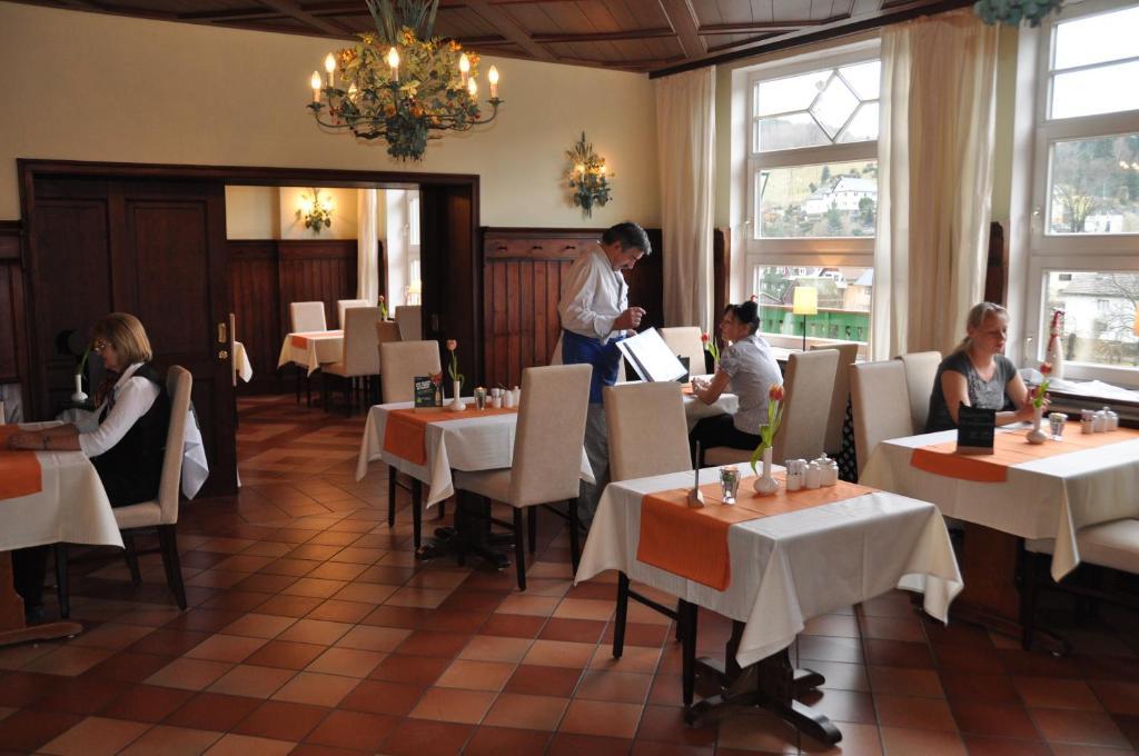 Flair-Hotel Waldfrieden Oberweißbach Eksteriør billede