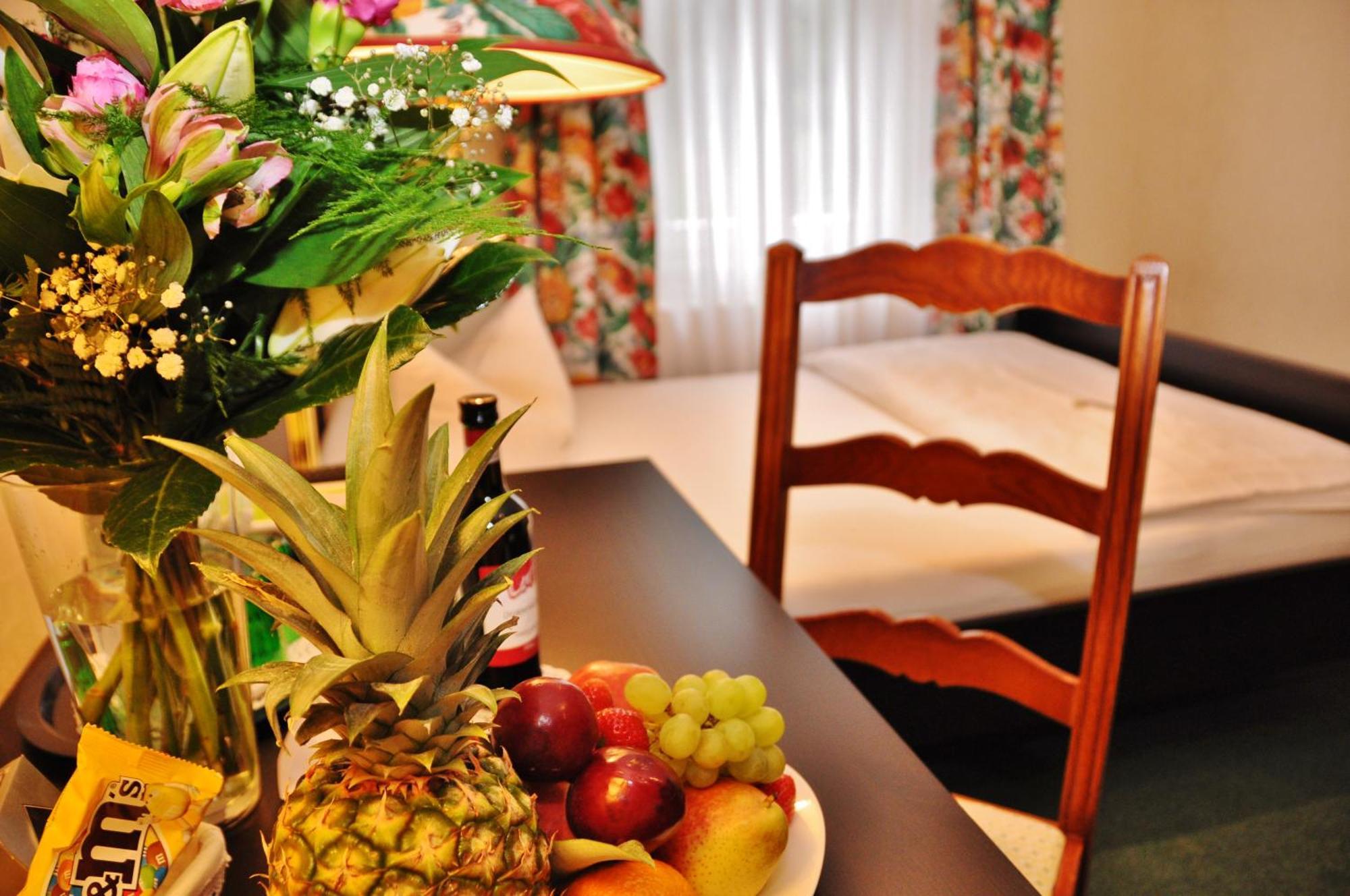 Flair-Hotel Waldfrieden Oberweißbach Eksteriør billede