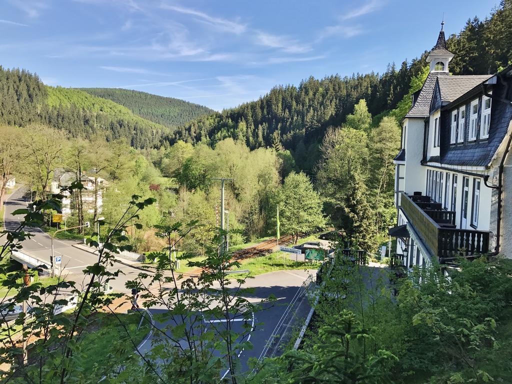 Flair-Hotel Waldfrieden Oberweißbach Eksteriør billede