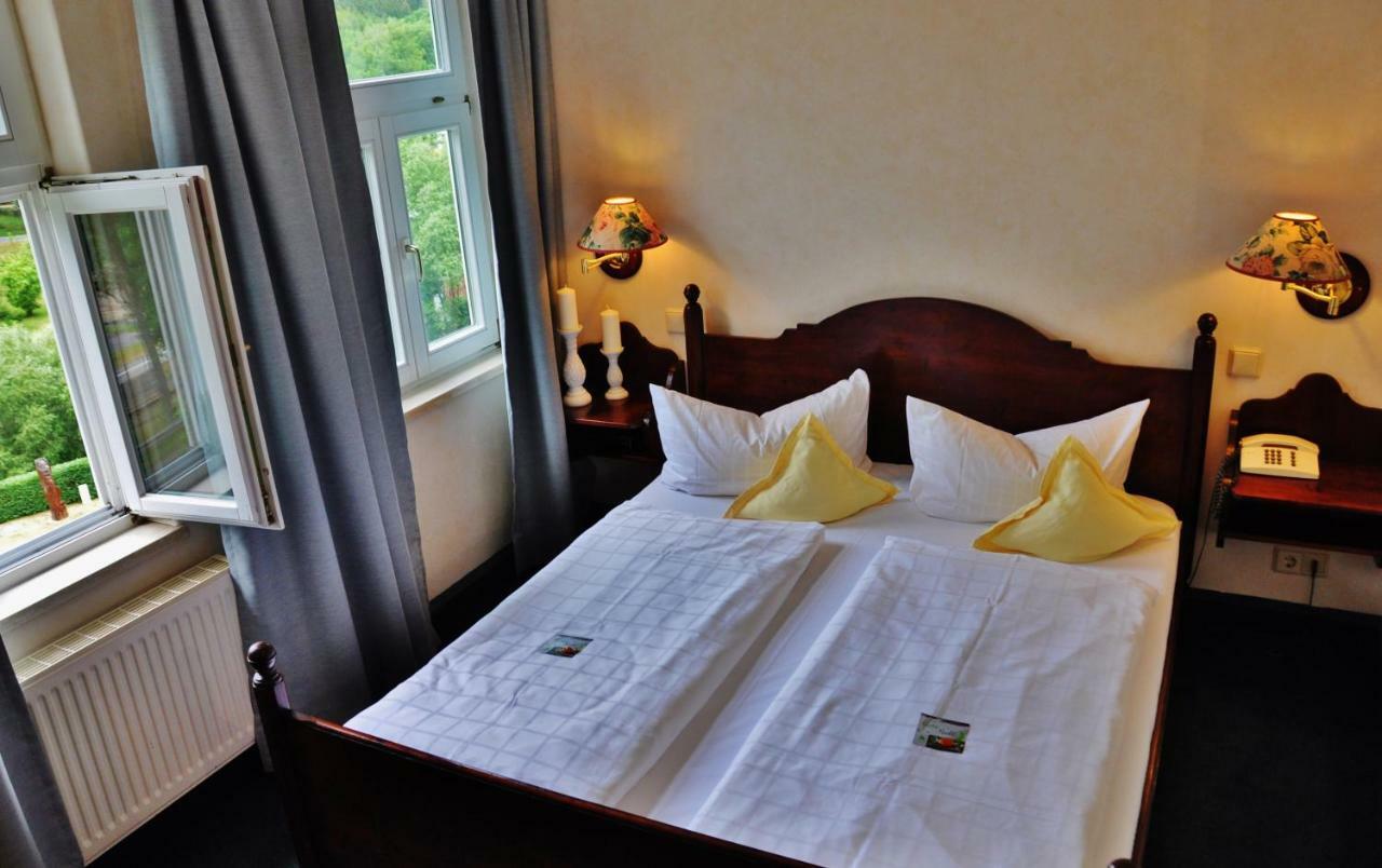 Flair-Hotel Waldfrieden Oberweißbach Eksteriør billede