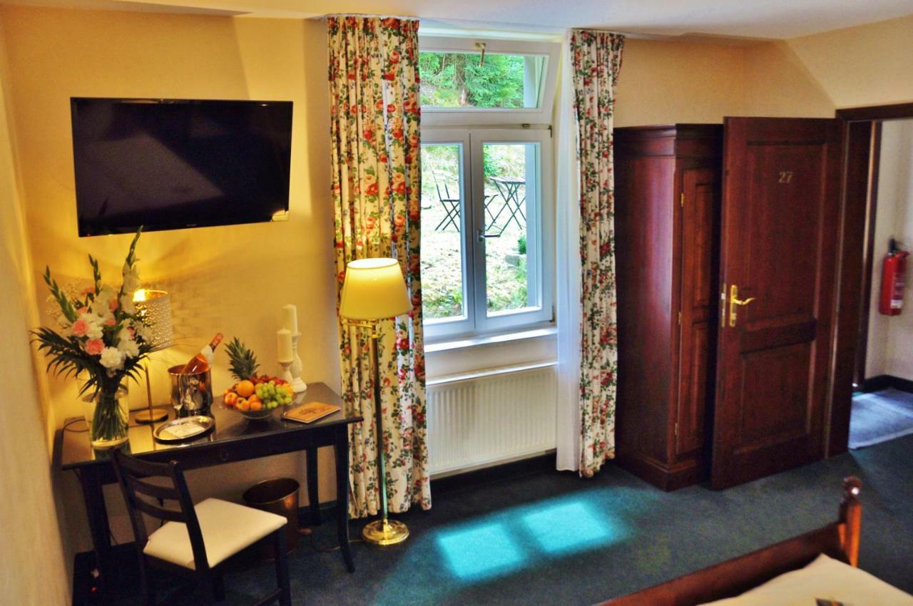 Flair-Hotel Waldfrieden Oberweißbach Eksteriør billede