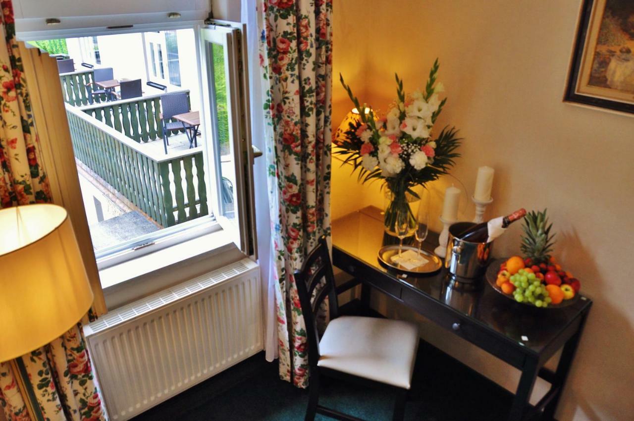 Flair-Hotel Waldfrieden Oberweißbach Eksteriør billede