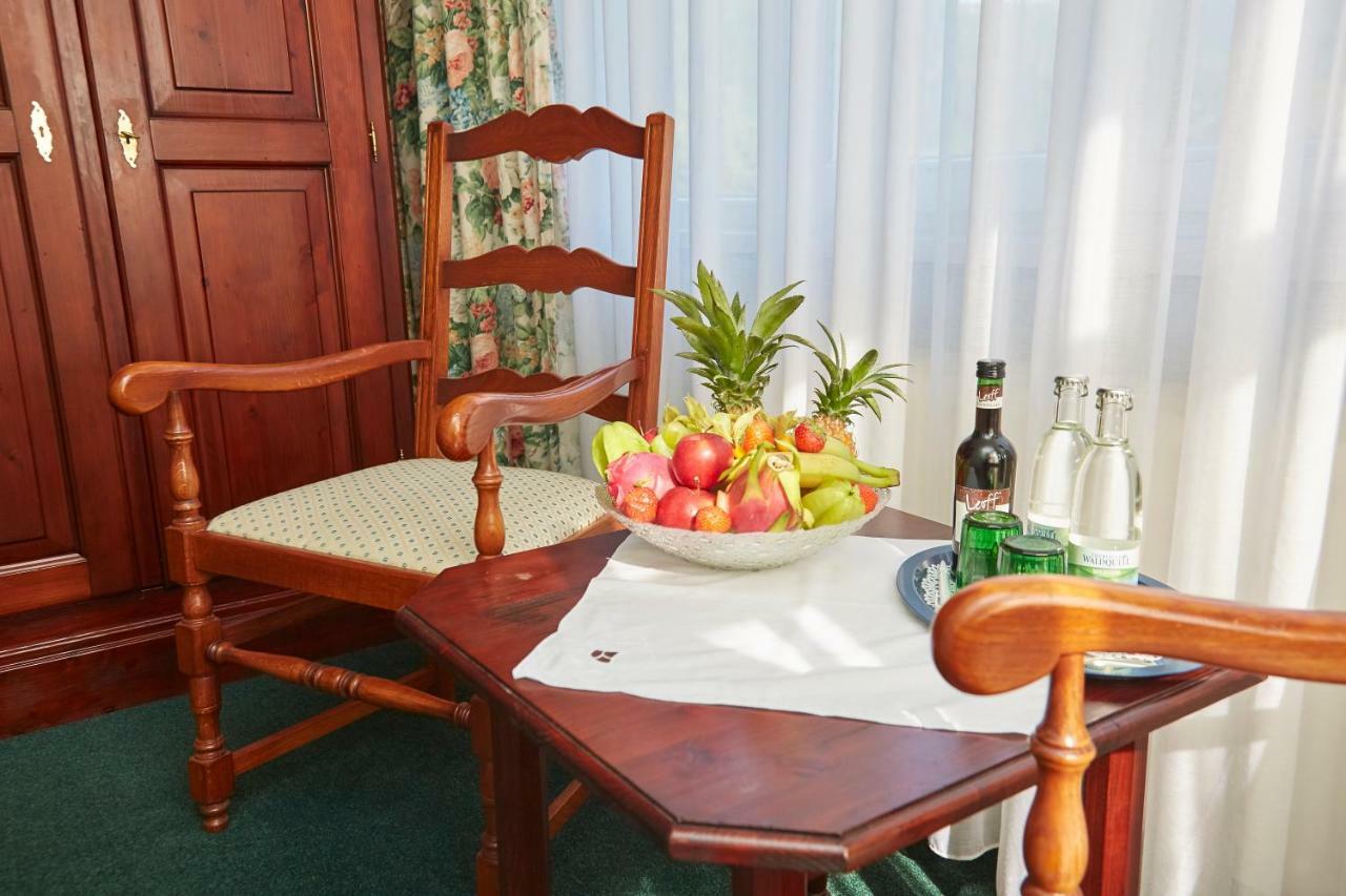 Flair-Hotel Waldfrieden Oberweißbach Eksteriør billede